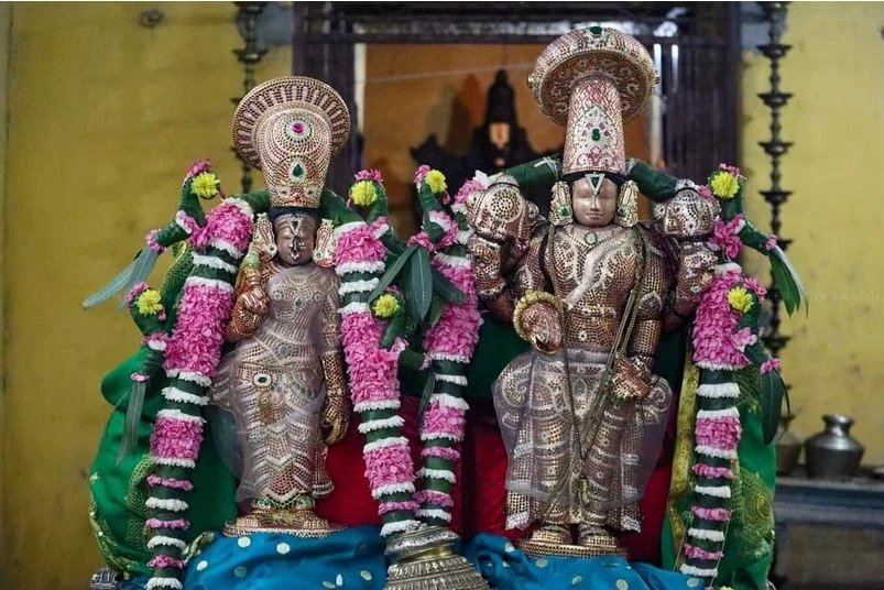Sri Vanjulavalli Thaayar  Samaetha Sri Srinivasa Perumal and Kal Garudan Temple