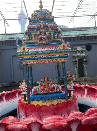 Sri Kailasanathar Swami Devasthanam, or Kapikaawatha Shivan Temple