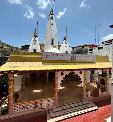 Shiv Shakti Temple – Hinduu Temple with cute towers