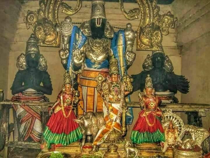 sri devaadhirajan/aamaruviyappan/gosakhan/krishnan temple