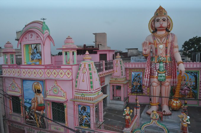 Bada Hanuman Mandir,Brijghat