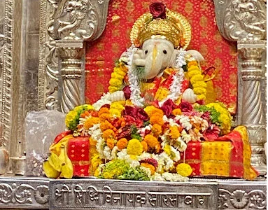 Shri Siddhivinayak Ganesh Mandir Sarasbaug Pune