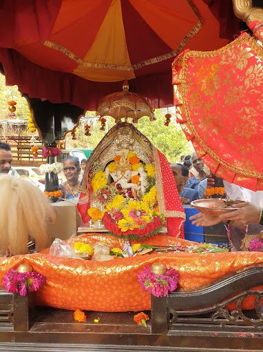 Shree Dashabhuj Lakshmi Ganesh Mandir Temple Hedavi