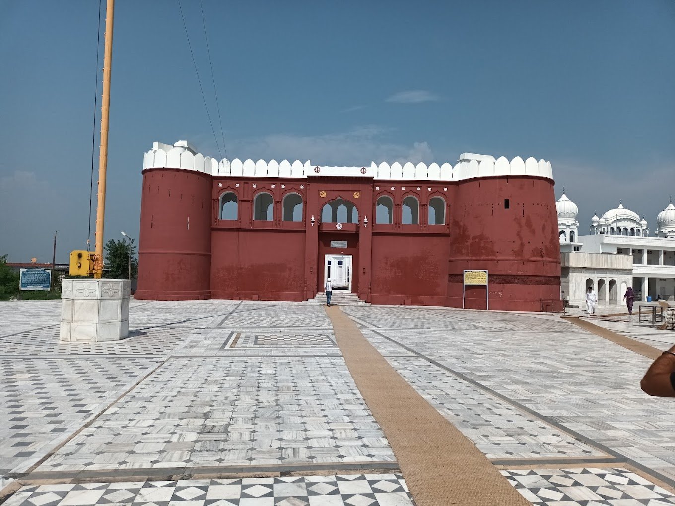 Gurdwara Kila Sri Anandgarh Sahib