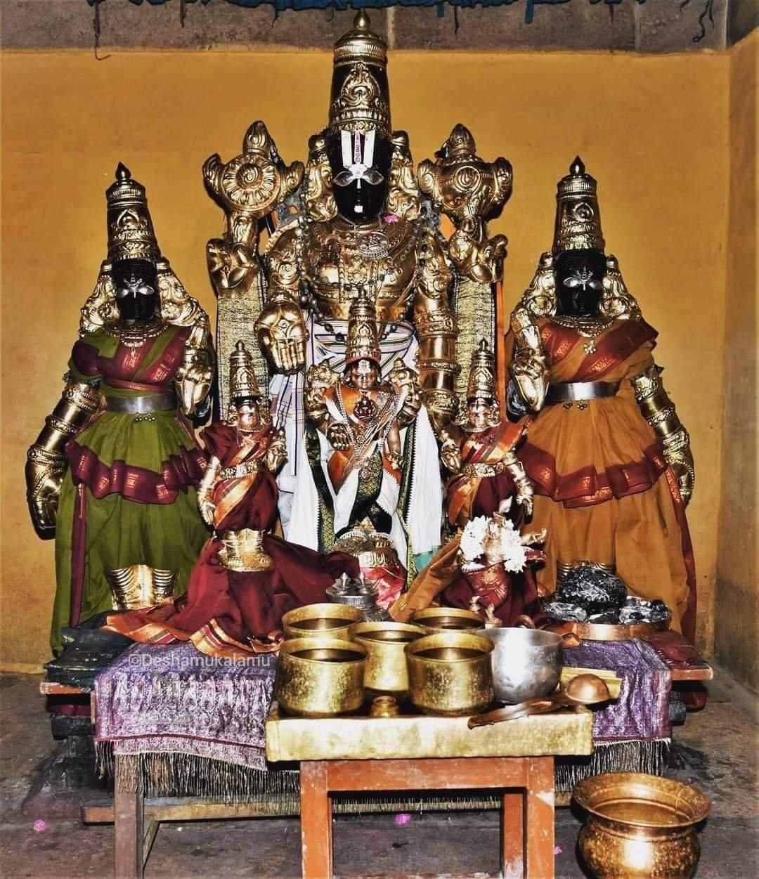 Sri Aathi Naatha  Perumal (Polinduninrabiran)  and Bhavishyath Acharyan (Swamy Ramanujar)  Temple