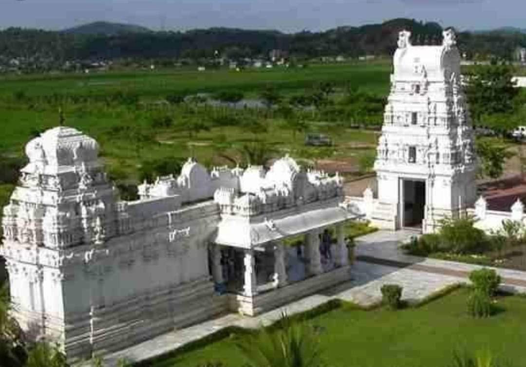 lord poorva  Balaji Mandir