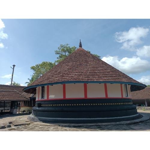 Narasimhamoorthy Temple, Thiruvazhiyad,Kerala