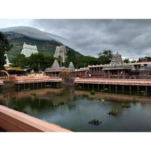 Arulmigu Indra Lingam  Tiruvannamalai,Tamil Nadu