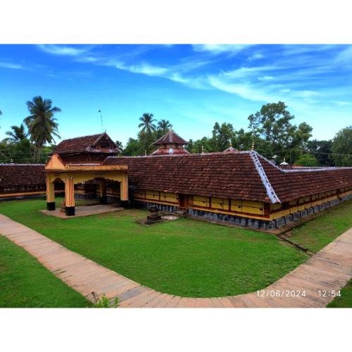 Sree Thrippalur Maha Shiva Temple  Pullode,Kerala