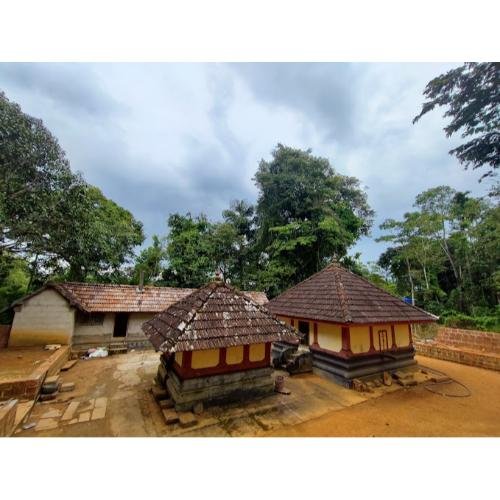 Sree Mazhuvannur Maha Siva Temple Porunnanore,Kerala