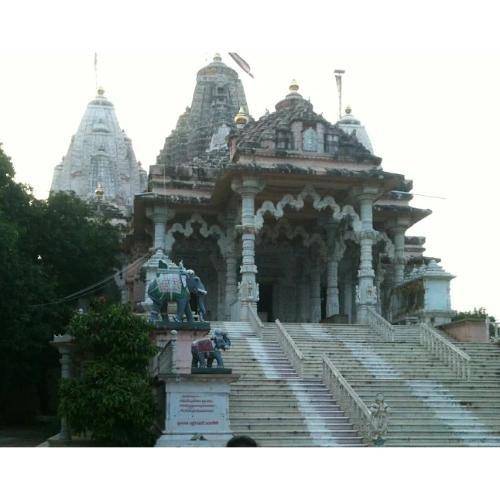 Shri Jain Mandir,Flower Market Area,Lalapet,Guntur,Andhra Pradesh