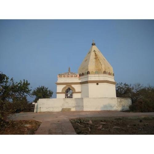 Shri Rajgrahi Siddh Kshetra, Shri 1008 Munisuvrat Swami Digamber Jain Mandir,Ratnagiri Parvat,Rajgir,Nalanda,Bihar