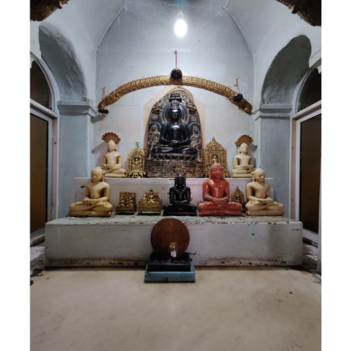 Shri 1008 Parshvnath Digamber Jain Mandir/Shri Parashwanath Digambar Jain Temple Langur Gali,Hajiganj,Patna,Bihar