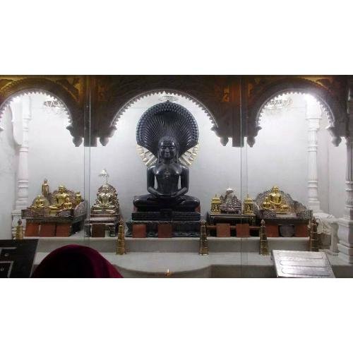 Shri Digamber Jain Mandir Panchayat Trust (Bada Mandir)/Shree Digambar Jain Bada Jinalaya  Malviya Road,Raipur,Chhattisgarh