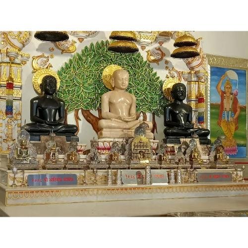 Shri Khandelwal Digamber Jain Mandir/Shree Sanmati Nagar Khandelwal Digambar Jain Mandir Jagriti Nagar, Fafadih,Raipur,Chhattisgarh
