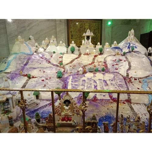 Shri Shantinath Bhagwan Jain Derasar, Yashkamal Society, Vasna, Ahmedabad,Gujarat