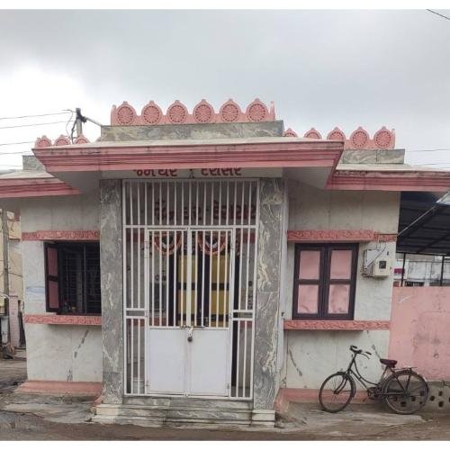 Shri Sumatinath Bhagwan Shwetamber Jain Mandir, Noble Nagar Tenament,Ahmedabad,Gujarat