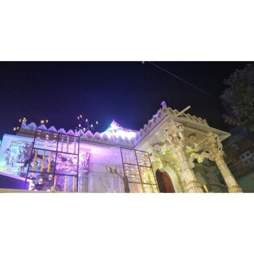 Bhagwan Pasrhvnath Jain Derasar, Memnagar, Ahmedabad ,Gujarat