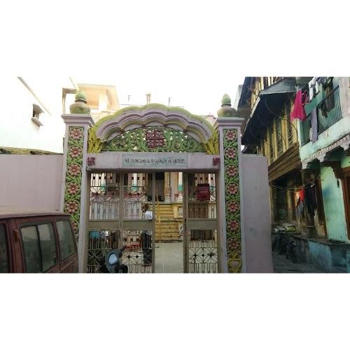 Shri Sambhavnath Swami Jain Derasar/Jain Shwetamber Sambhavnath Derasar, Panditji Ni Pol, Raipur, Khadia, Ahmedabad,Gujarat