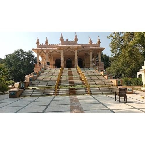 Shri Tapovan Sanskarpith Jain Derasar, Sabarnati Gandhinagar Highway, Amiyapur, Ahmedabad ,Gujarat
