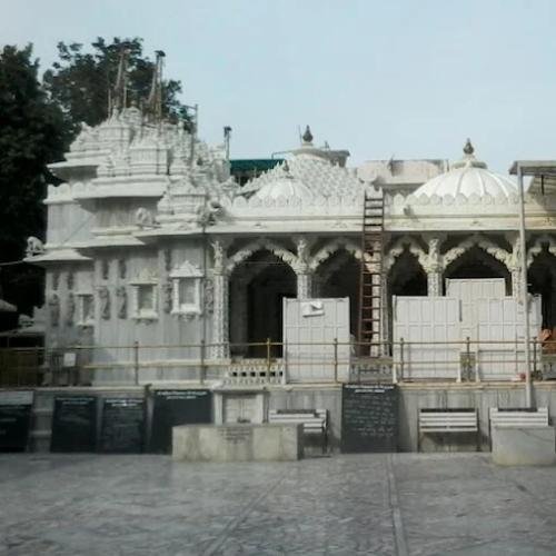 Shri Adinath Bhagwan Shwetamber Jain Mandir, Girdhar Nagar, Shahibag, Ahmedabad,Gujarat