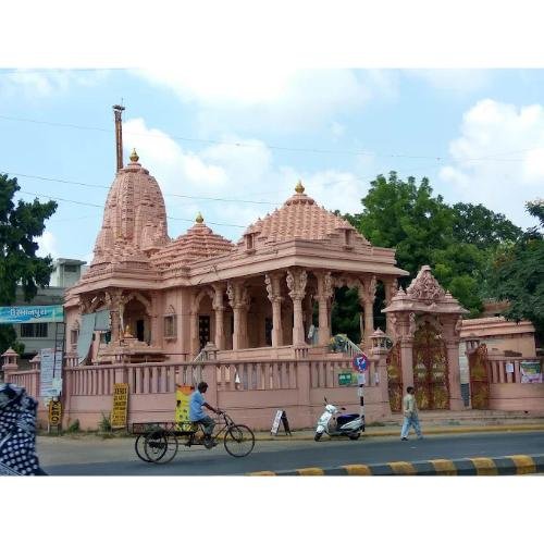 Shri Sambhavnath Bhagwan Jain Derasar, Sattar Taluka Society, Usmanpura, Ahmedabad,Gujarat