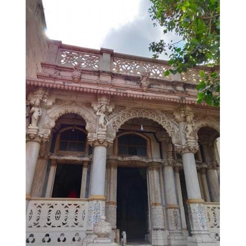 Shri Vardhman Swami Shwetamber Jain Derasar, 330, Old City, Gheekanta, Bhadra, Ahmedabad,Gujarat