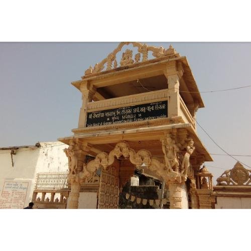 Shri Rikhabdevji Maharaj Jain Derasar, Kavi,Bharuch,Guajarat