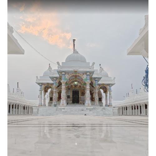 Shri Mahaveer Swami Shwetamber Jain Mandir, Palitana Jesar Road, Kadamgiri, Bodana Nes,Bhavnagar,Gujarat