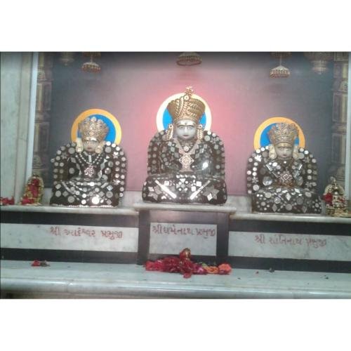 Shri Dharmnath Bhagwan Jain Shwetamber Mandir, Lalpur,Jamnagar,Gujarat