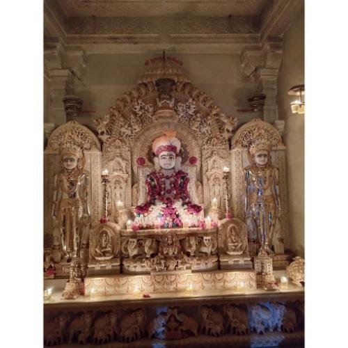 Shri Sultan Parshvnath Shwetamber Jain Mandir, Shatak Residency, Behind sarthi bunglows, Karamsad,Anand,Gujarat