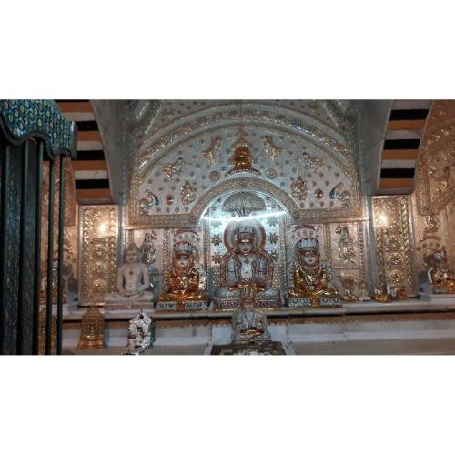 Shri Mahaveer Swami Shwetamber Jain Derasar, Deri Road Area, Krishna Nagar,Bhavnagar,Gujarat