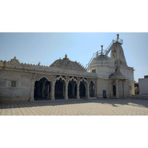 Shri Adishwar Bhagwan Shwetamber Jain Derasar, Memadpur,Banaskantha,Gujarat