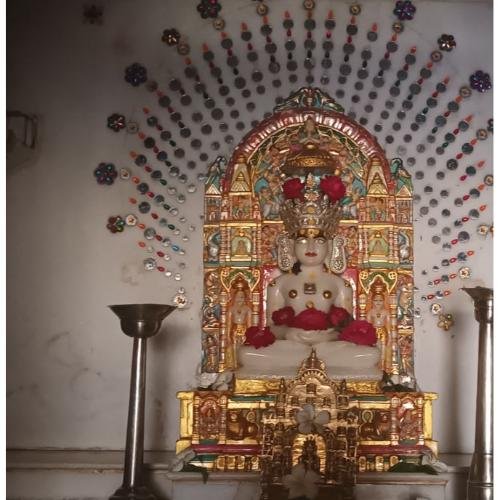 Shri Vasupujya Bhagwan Shwetamber Jain Derasar, Uchosan,Banaskantha,Gujarat