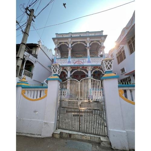 Shri Sambhavnath Bhagwan Shwetamber Jain Derasar, Kavitha,Anand,Gujarat