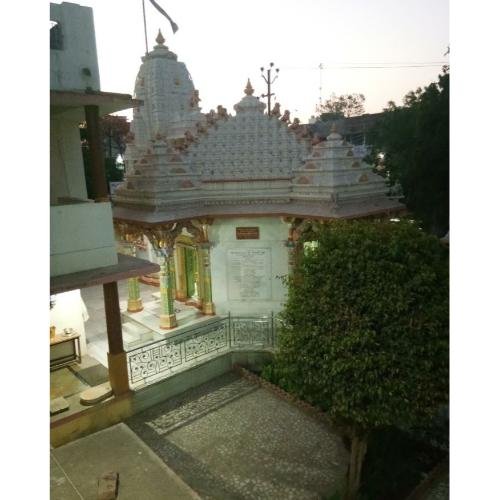 Shri Jain Derasar, Shree Nagar, Savar Kundla,Amreli,Gujarat