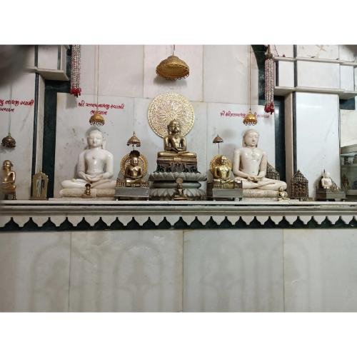 Shri Adinath and Mahaveer Swami Digambar Jain Mandir and Shri Shashan Devi Jinvani Mandir, Taibah Nagar, Ankleshwar,Bharuch,Guajarat