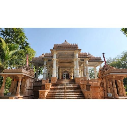 Shri Sherisa Shwetamber Jain Tirth, Khatraj Kalol Road, Sherisa,Gandhinagar,Gujarat