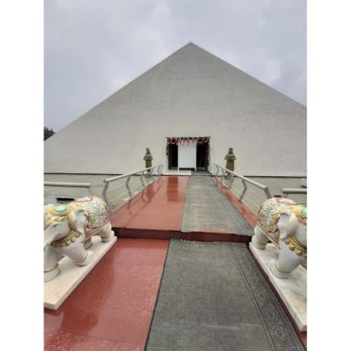 Shri Muni Suvrat Swami Jain Derasar (Shri Padma Pyramid Jinalaya), Mahudi,Gandhinagar,Gujarat