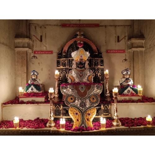 Shri Munisuvrat Swami Shwetamber Jain Mandir, Vinayak Park Society,Mahesana,Gujarat