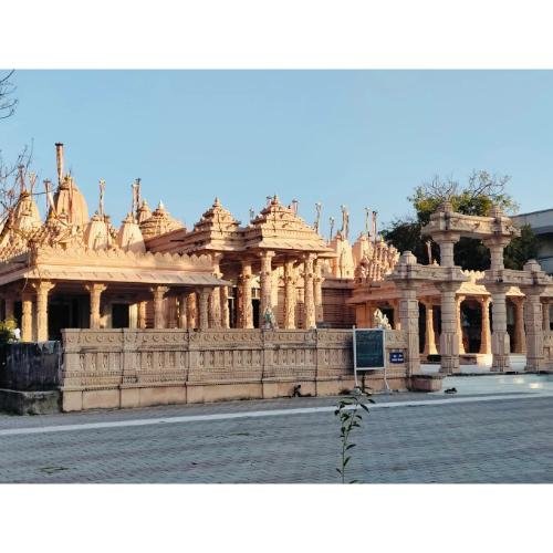 Shri Nemi Saraswati Shwetamber Jain Tirth, Rantej,Mahesana,Gujarat