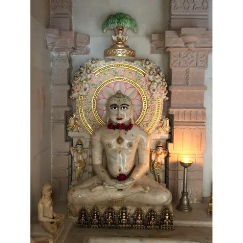 Shri Shantinath and Shri Mahaveer Swami Jain Derasar, Unchipole Soniwado, Moti-Bhatiyavad,Patan,Gujarat