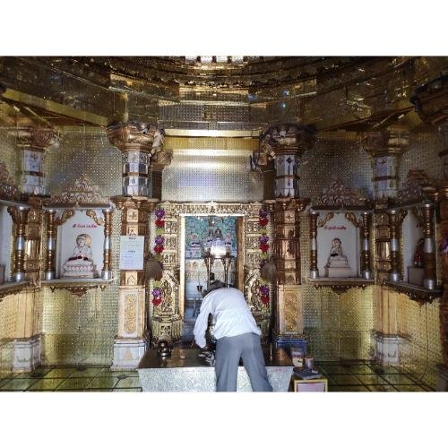 Shri Mahaveer Swami Shwetamber Jain Mandir, Kandoi Bazar, Mundra,Kachchh,Gujarat
