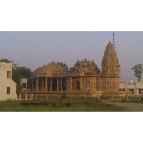 Shri Adinath Jain Derasar, Kumarpal Society, Vishnunagar,Patan,Gujarat