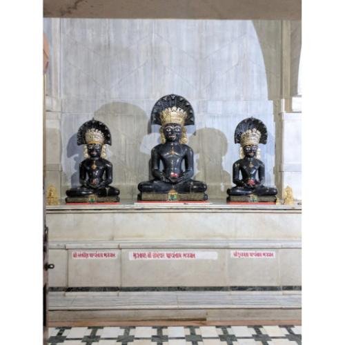 Shri Shantinath Bhagwan Jain Derasar, Virwadi,Navsari,Gujarat