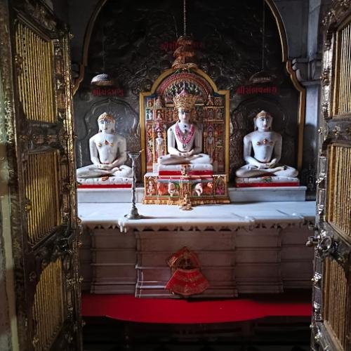 Shri Shantinath Jain Shwetamber Mandir, Dhinoj,Patan,Gujarat