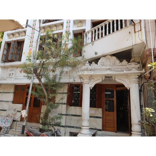 Shri Simandhar Swami Digamber Jain Mandir, Sonifaliya, Gopipura,Surat,Gujarat