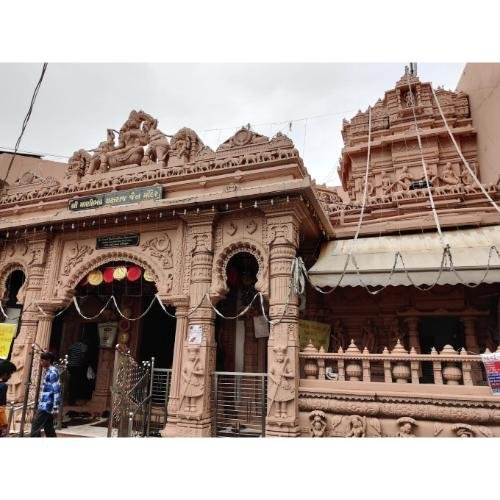 Shri Manibhadra Yakshraj Jain Mandir, Botawala Marg, Rander,Surat,Gujarat