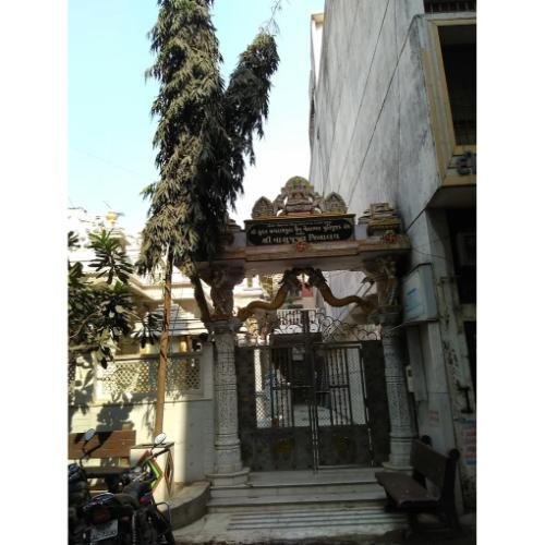 Shri Vasupujya Jinalaya, Shri Surat Sagrampura Jain Shwetamber Murtipujak Sangh, Mahaveer Hospital Road, Sagrampura,Surat,Gujarat