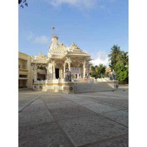 Shri Vasupujya Shwetamber Jain Mandir, GIDC Colony, Umbergaon,Valsad,Gujarat